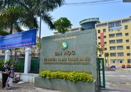 Các hoạt động chào mừng Ngày Khoa học và Công nghệ Việt Nam tại trường Đại học Tài nguyên và Môi trường Hà Nội