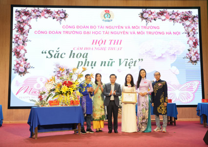 Hội thi cắm hoa “SẮC HOA PHỤ NỮ VIỆT” chào mừng ngày Quốc tế Phụ nữ 8/3