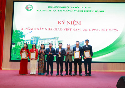 Trường Đại học Tài nguyên và Môi trường Hà Nội kỷ niệm 43 năm Ngày Nhà giáo Việt Nam 20 tháng 11