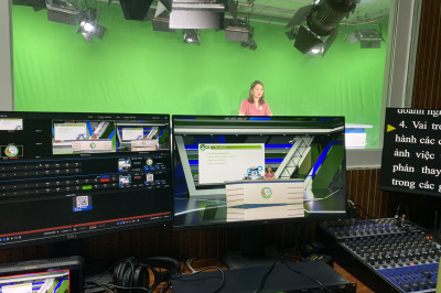 Phòng studio với trang thiết bị hiện đại