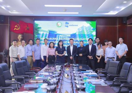 Trao đổi hợp tác giữa Trường Đại học Tài nguyên và Môi trường Hà Nội với Quỹ Sáng tạo Văn hóa Khí tượng