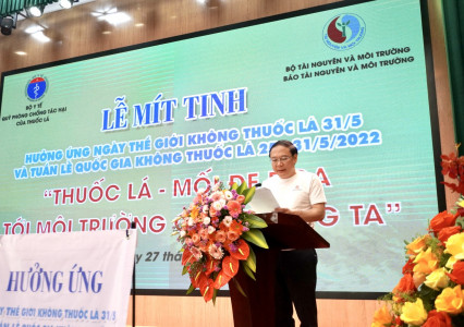Đại học TN&MT HN tham gia mít tinh hưởng ứng Ngày Thế giới không thuốc lá 31/5