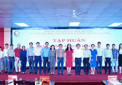 Tập huấn “xây dựng chuẩn đầu ra và phát triển chương trình đào tạo”