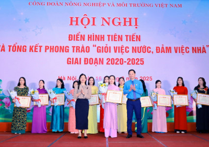 Công đoàn Trường Đại học Tài nguyên và Môi trường Hà Nội tham dự Hội nghị điển hình tiên tiến và tổng kết 5 năm phong trào thi đua “Giỏi việc nước – Đảm việc nhà”