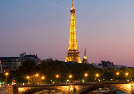 Trí tuệ nhân tạo (AI) và tác động tới nghề hướng dẫn viên du lịch