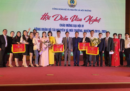 Văn nghệ chào mừng Đại hội IV Công đoàn Bộ Tài nguyên và Môi trường
