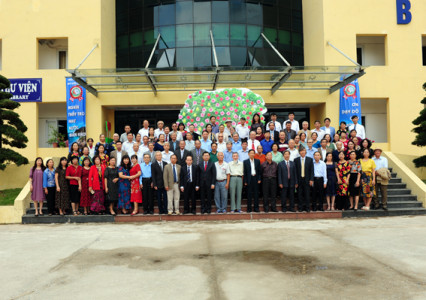 Gặp mặt cán bộ hưu trí