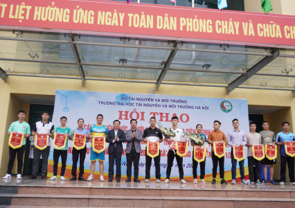 Khai mạc Hội thao cán bộ, viên chức, người lao động và học viên - sinh viên chào mừng kỷ niệm 10 năm thành lập trường (2010-2020), 65 năm truyền thống đào tạo (1955-2020) và ngày nhà giáo Việt Nam 20/11/2020