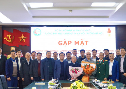 Gặp mặt nhân kỷ niệm 79 năm Ngày thành lập Quân đội nhân dân Việt Nam, 34 năm Ngày thành lập Hội Cựu chiến binh Việt Nam và 34 năm Ngày Hội Quốc phòng toàn dân