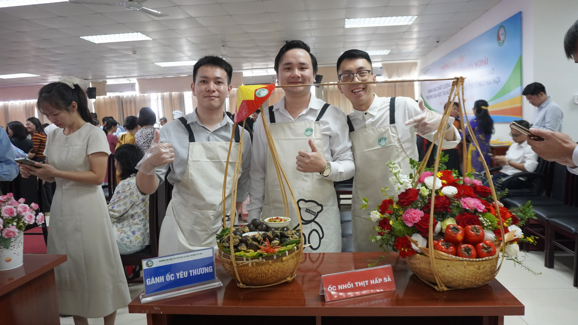 gánh_ốc_yêu_thương.JPG (717 KB)