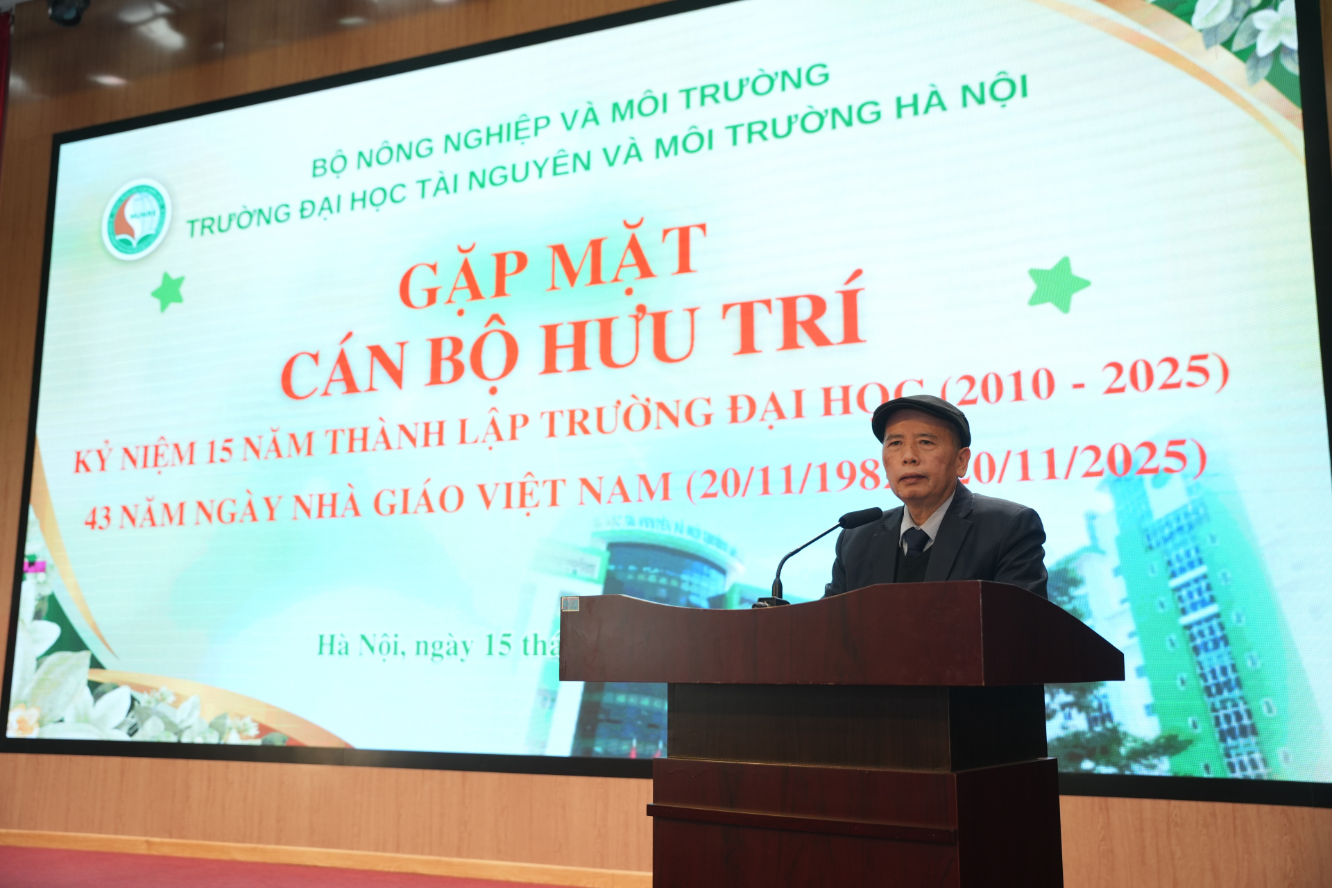 TAS01779.JPG (613 KB)