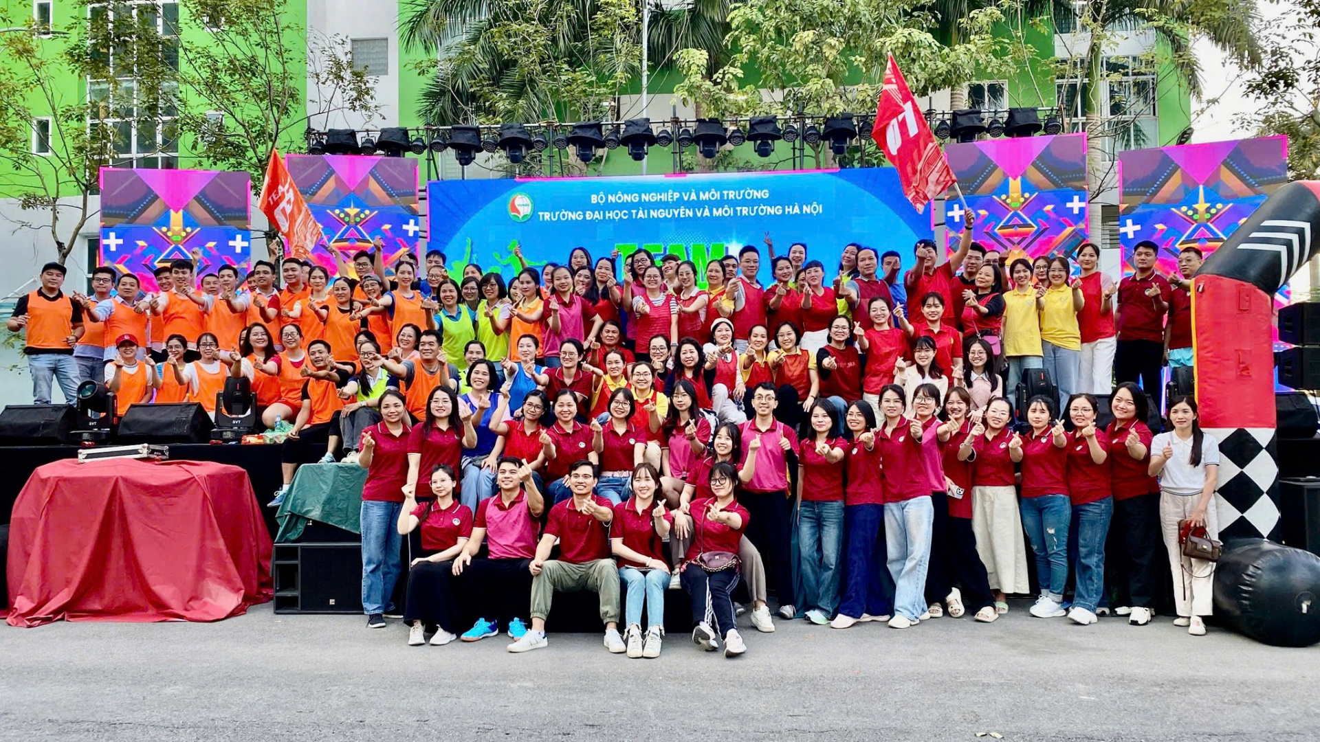 tập_thể.jpg (1.12 MB)