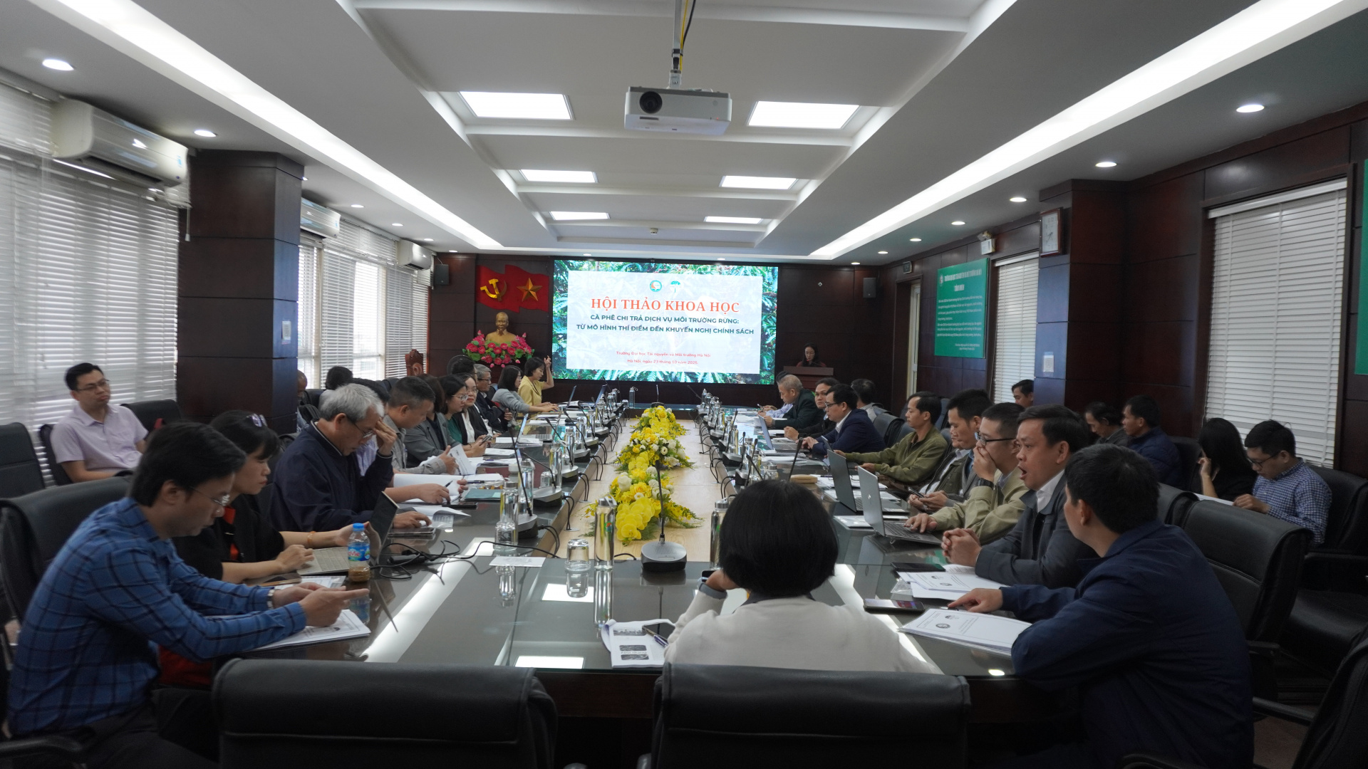 hội_thảo_5.JPG (642 KB)