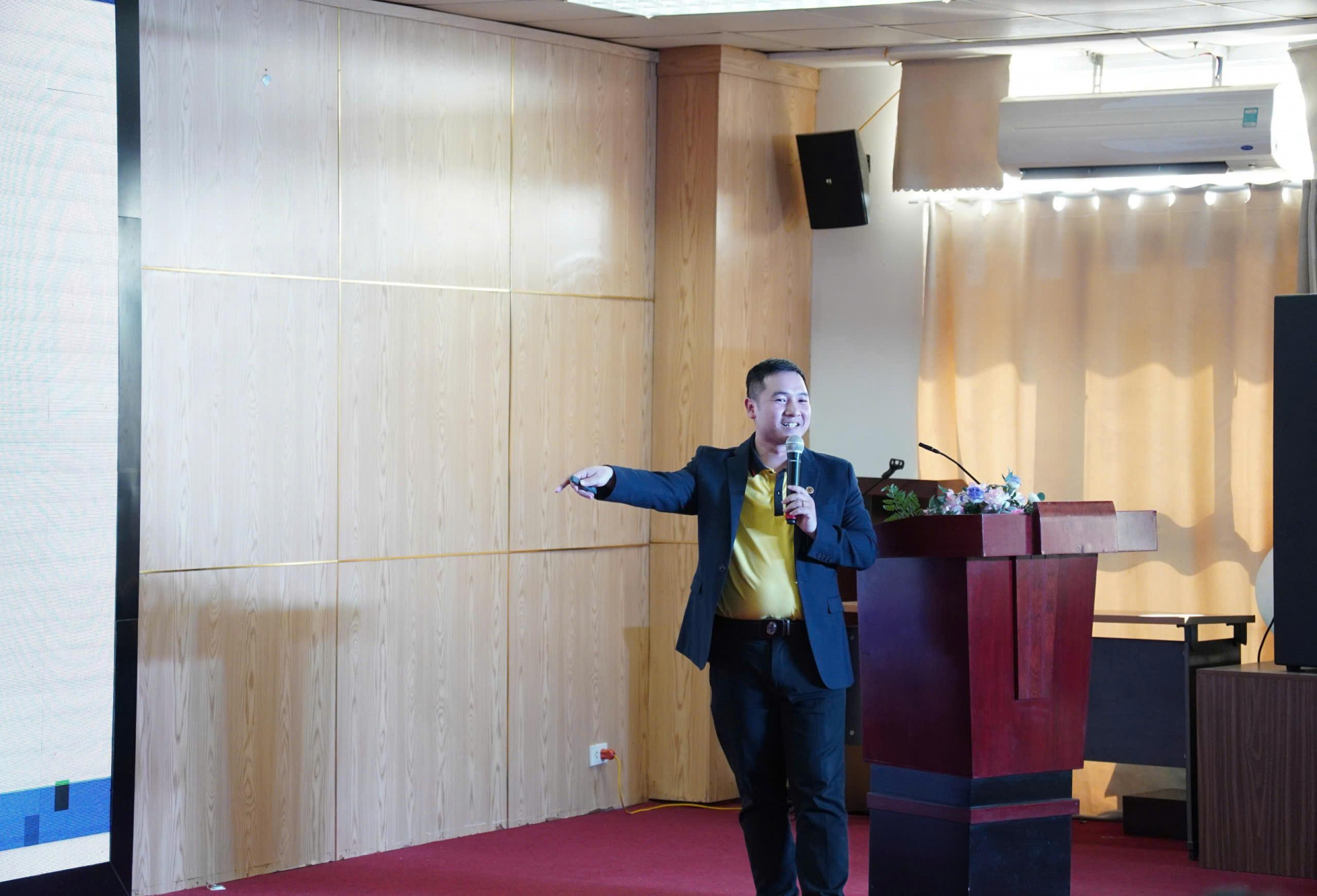 88093676863709695026.jpg (608 KB)