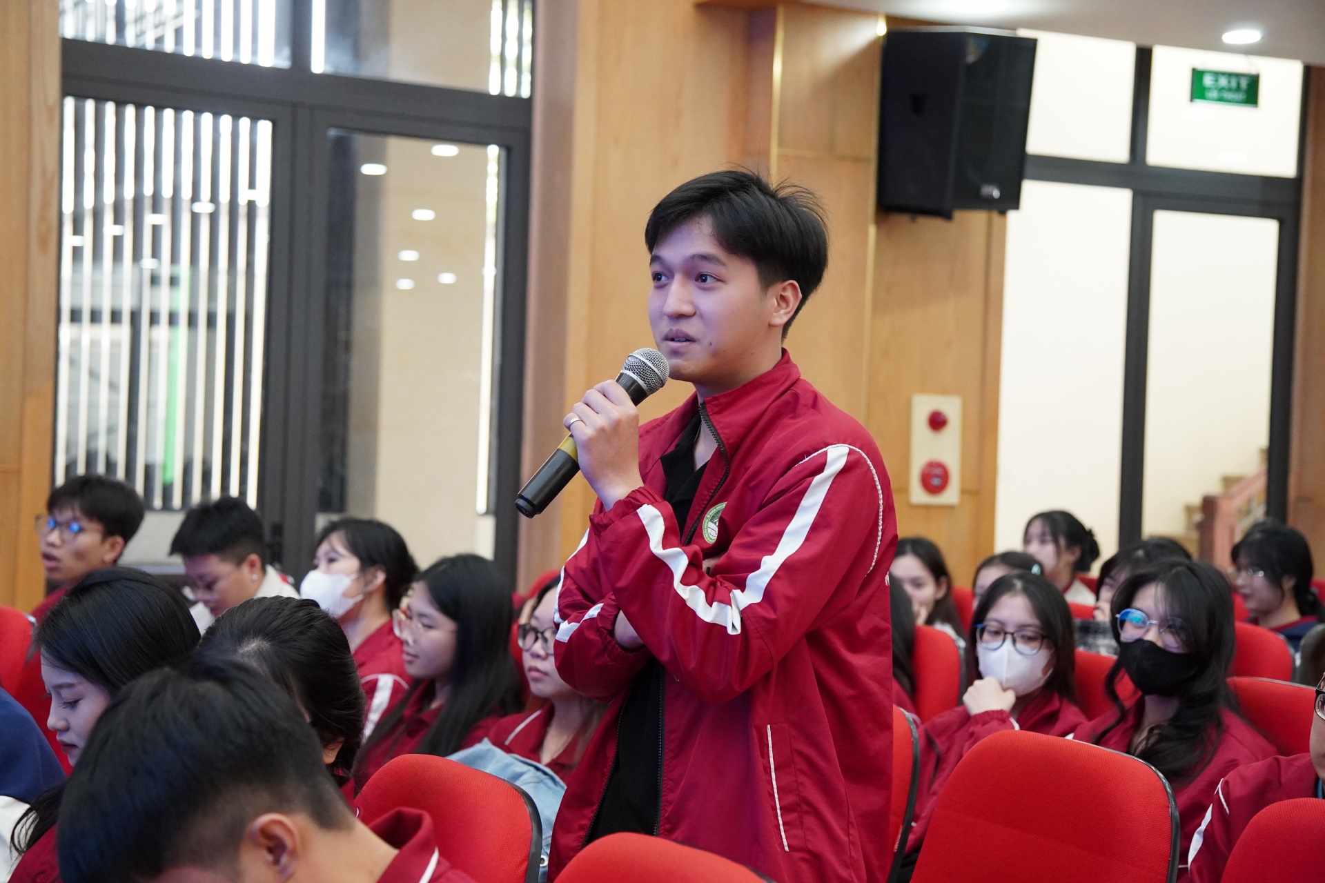 DSC07700.JPG (703 KB)