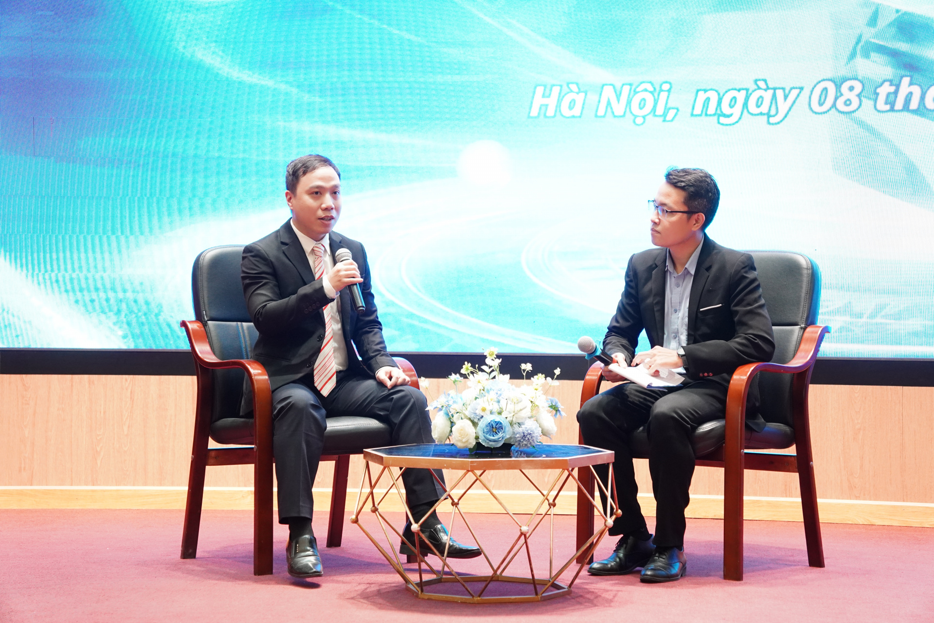 DSC07706.JPG (1.18 MB)