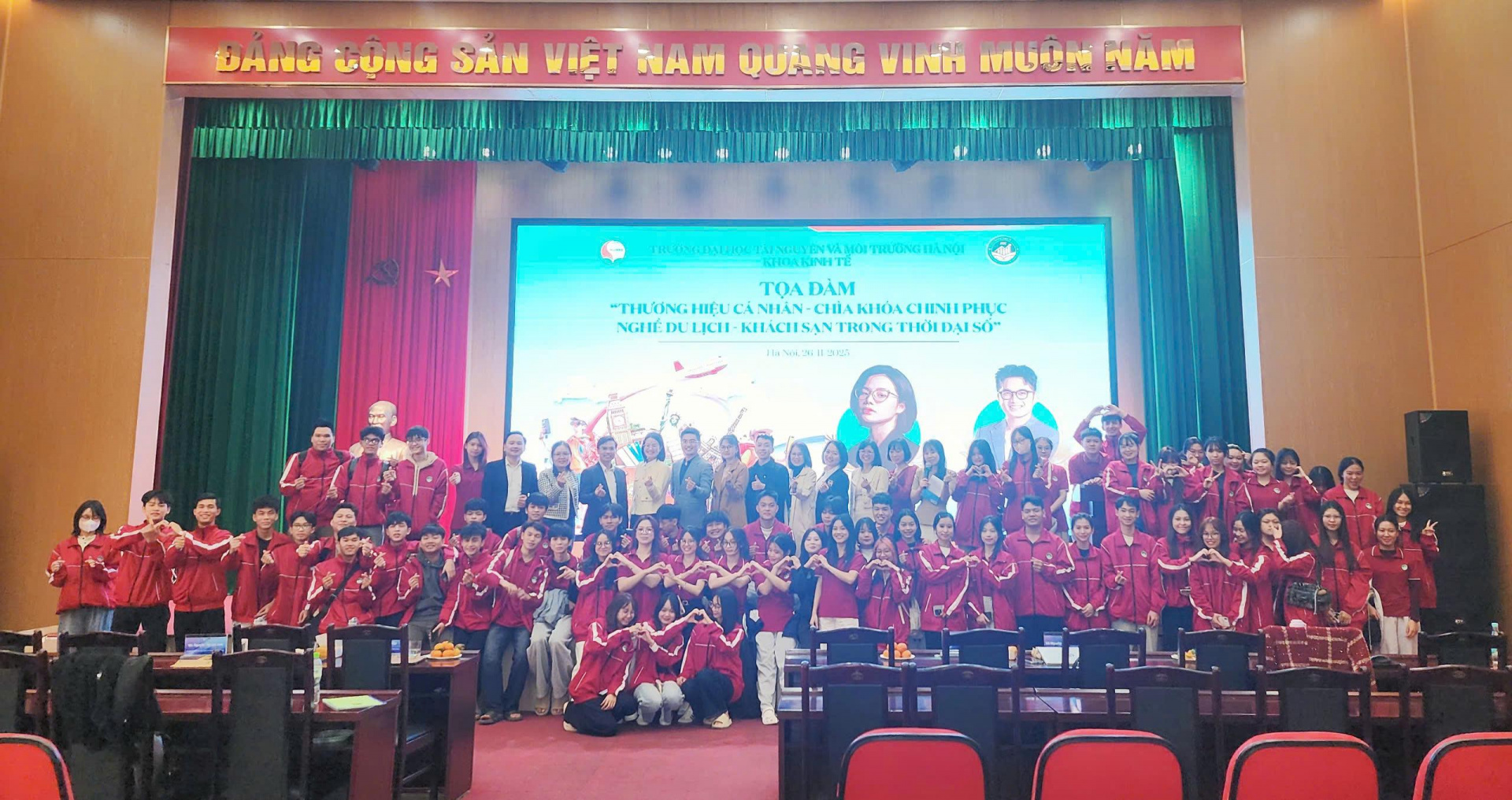 3b0bd9dd247ea820f16f.jpg (719 KB)