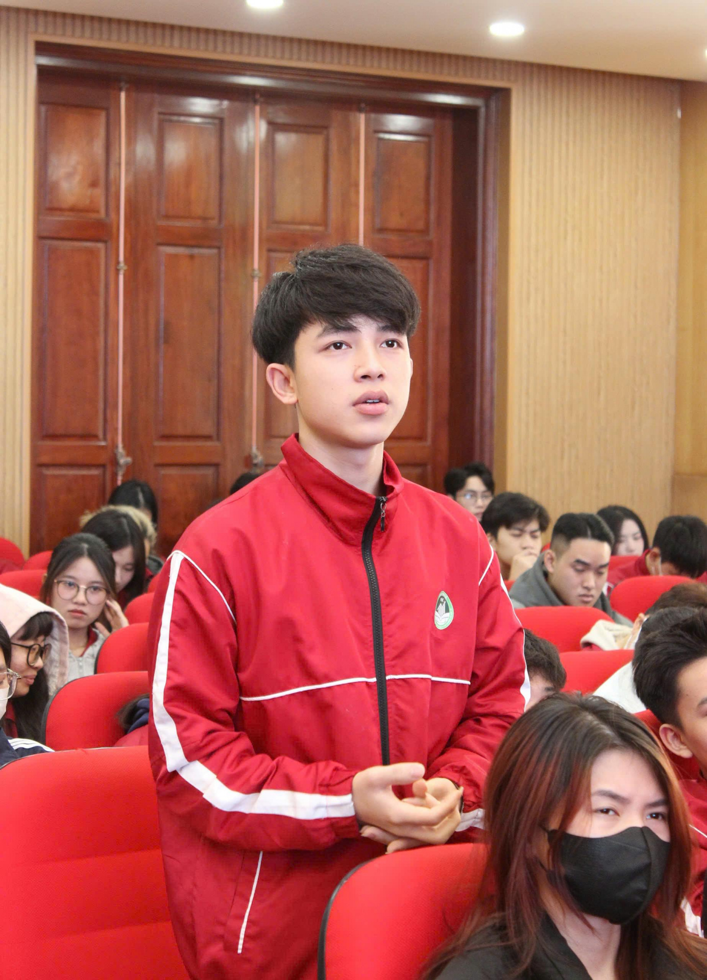 60a5577caadf26817fce.jpg (749 KB)