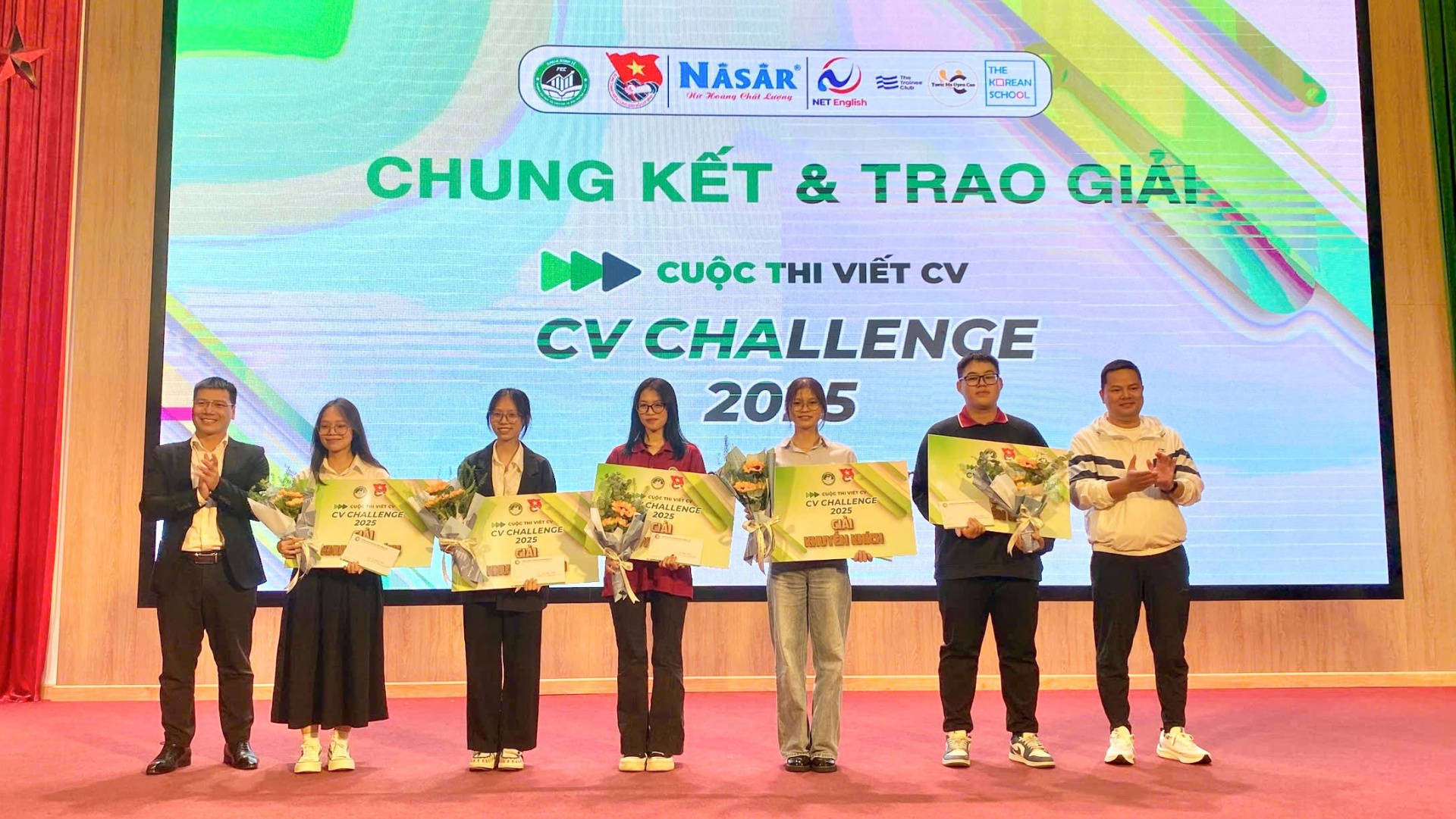 z7214098396552_415ef333f05e576cc6eea92d5e827969.jpg (801 KB)