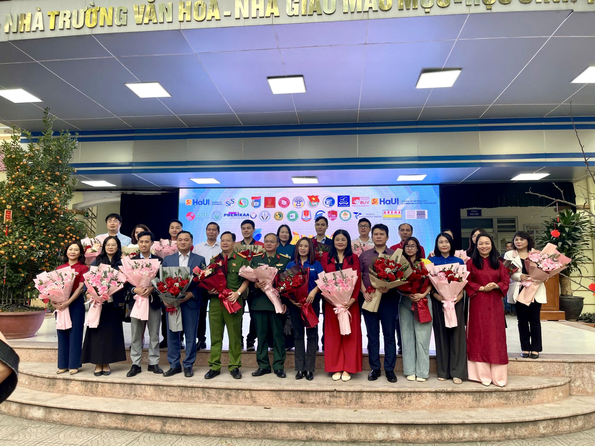 4057216395816751311.jpg (1.07 MB)