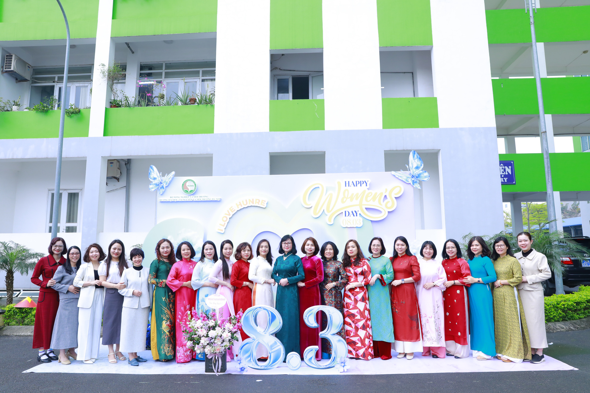 _36A8216.JPG (963 KB)