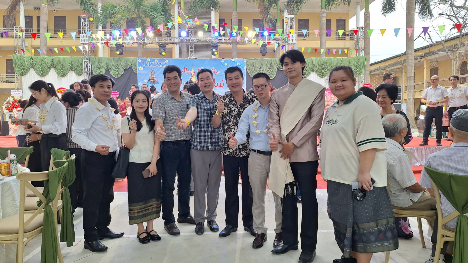 369351418392133346.jpg (911 KB)