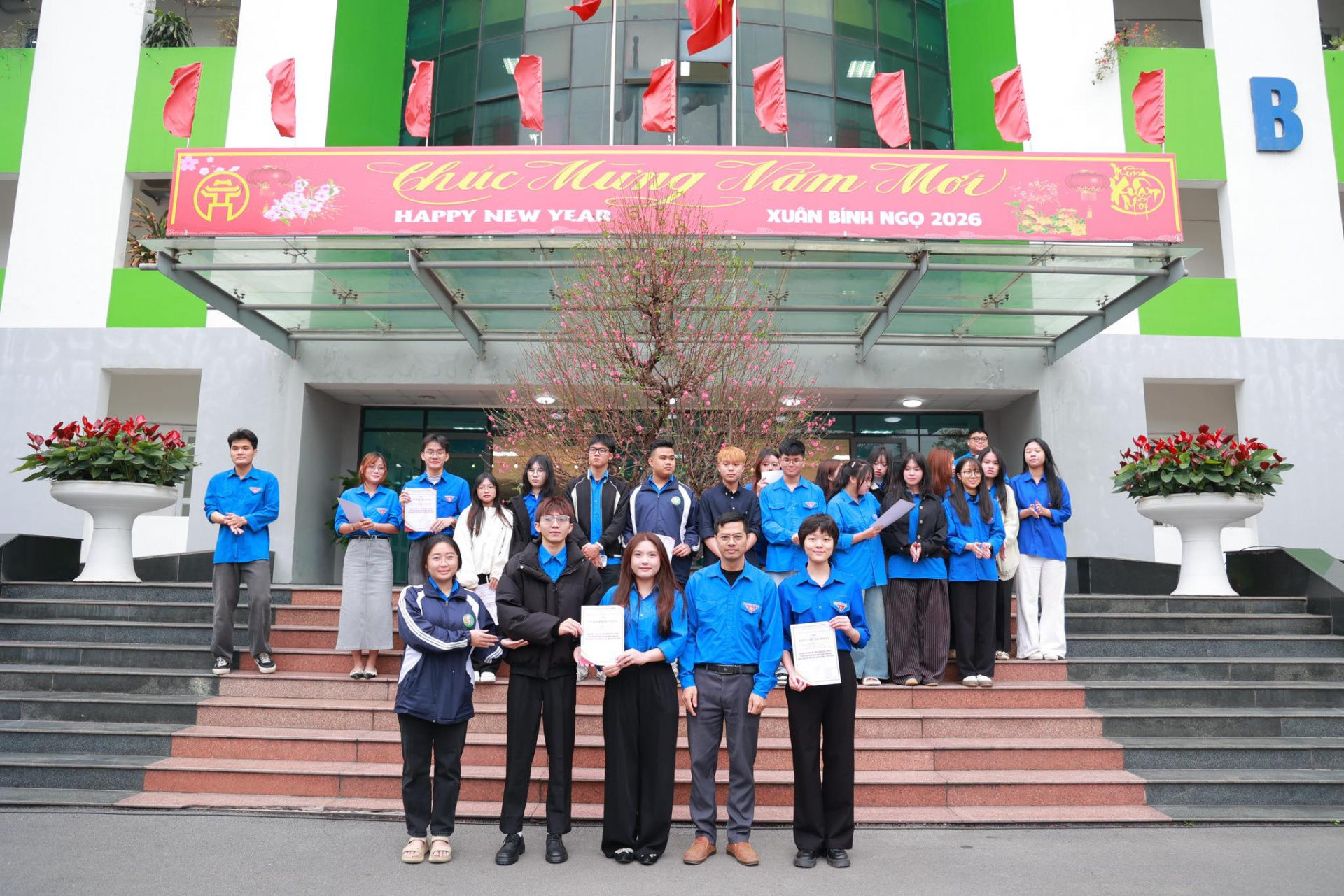 ảnh_8.jpg (915 KB)