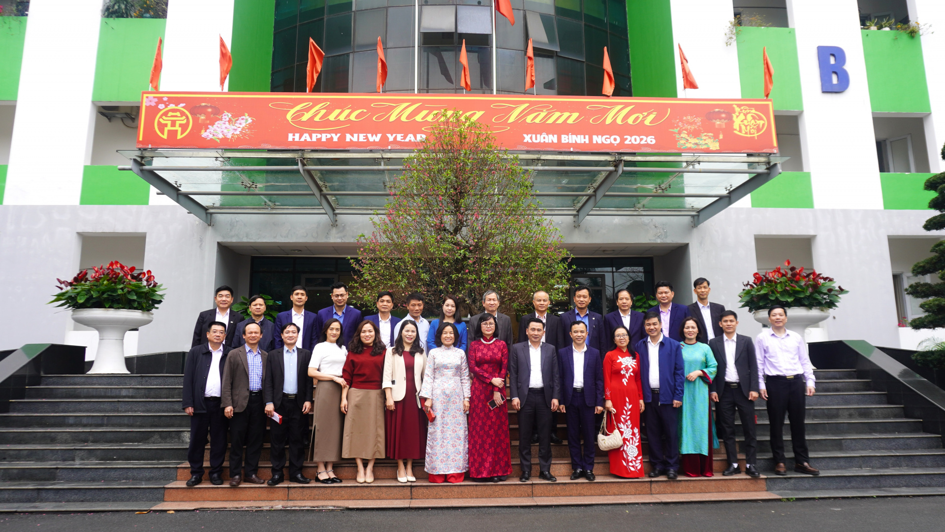 DSC08966.JPG (889 KB)