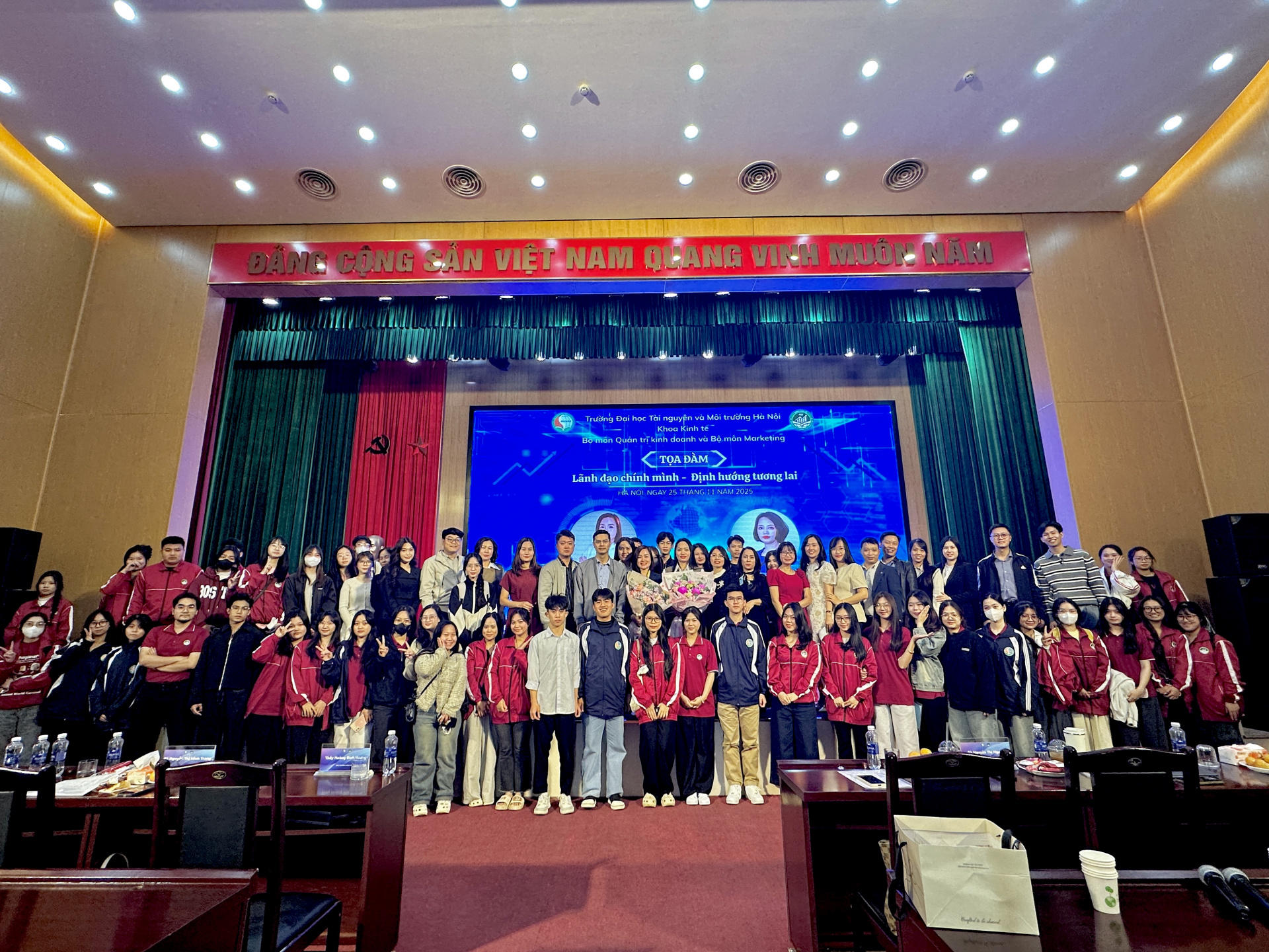 IMG_9025.JPG (1.17 MB)